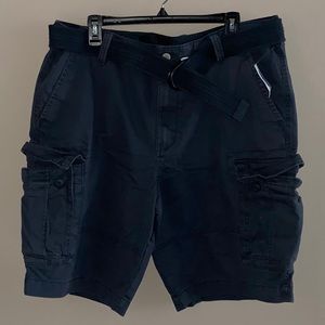 Men’s Old Navy Shorts Navy Blue W38 with belt